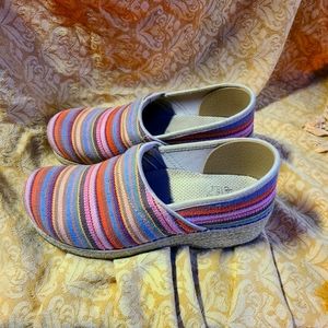 Dansko slip on clogs in rainbow colors sz40